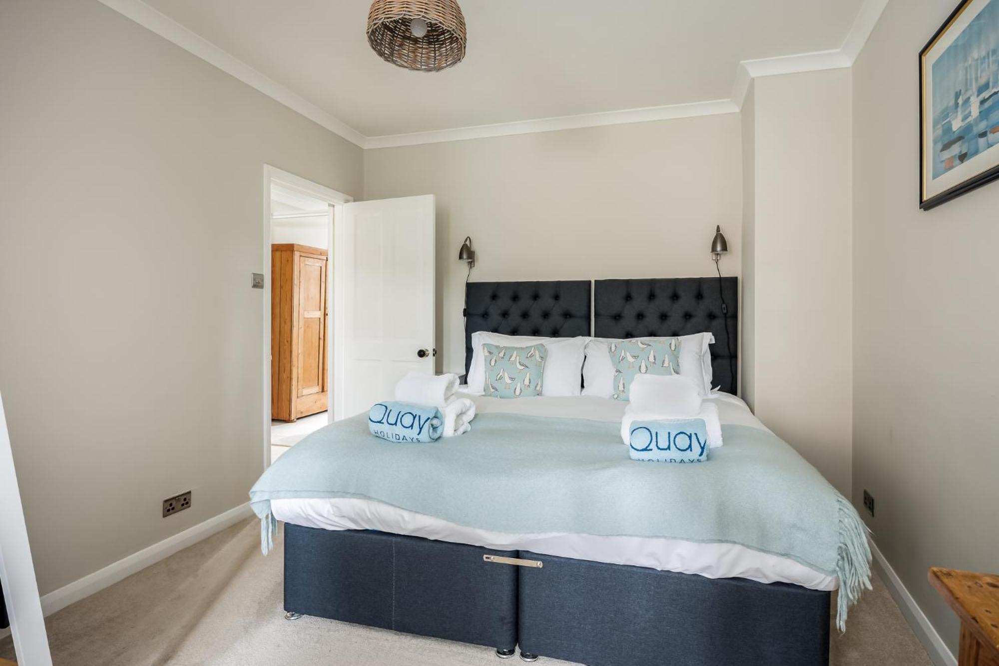 Gull House - 200 Yds From Poole Quay Villa Exterior photo